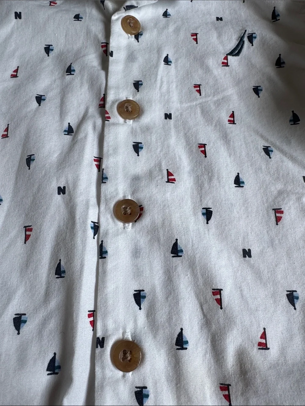Nautica White Button Down Long Sleeve Shirt with Sailboat Design Size 12M Boys